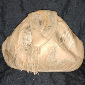 Elegant Tan Leather Women's Bag